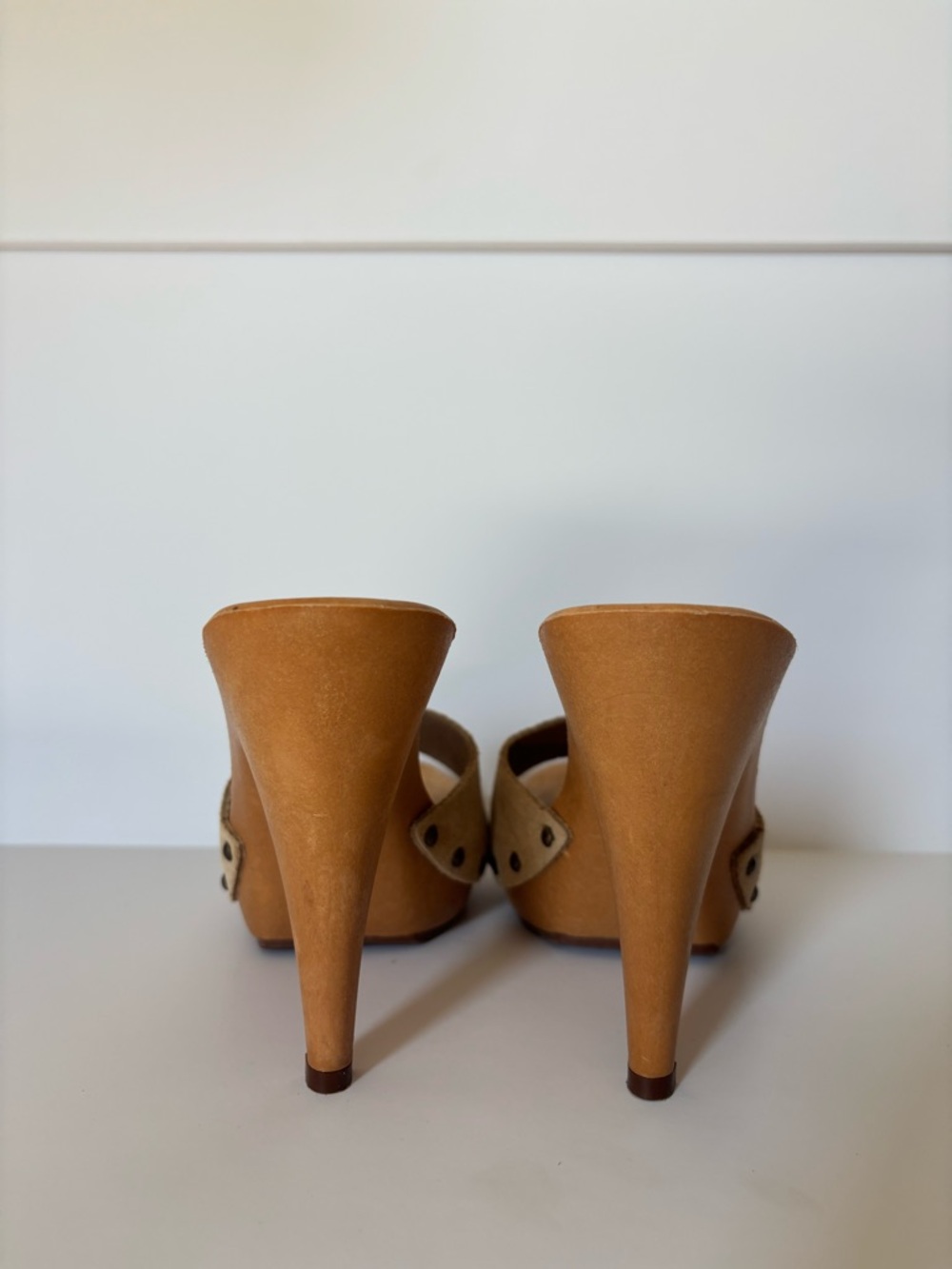 Candies Viviana Tan Suede Open-Toe Mules size 7 - Picture 7 of 7